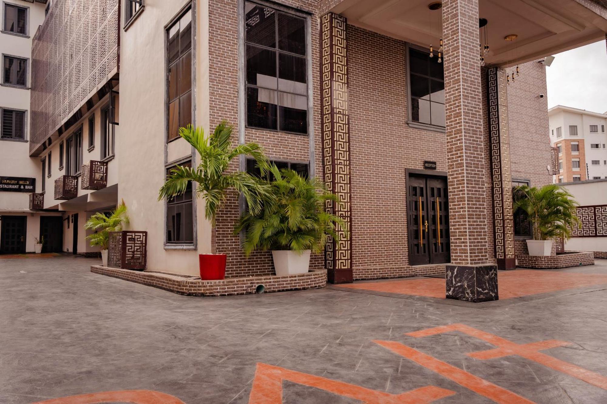 247 Luxury Hotel Lekki Exterior foto